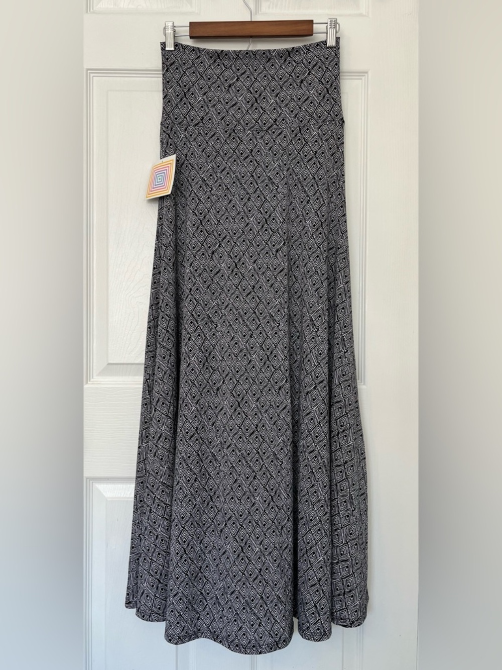 LuLaRoe  Maxi Skirt (XS)